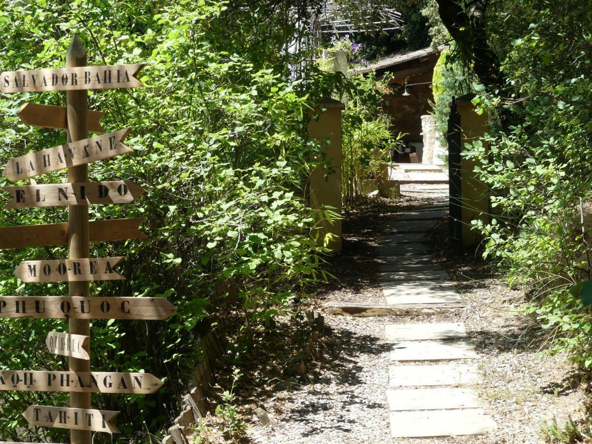 쿠쿠론 Les 3 Saisons B&B 외부 사진