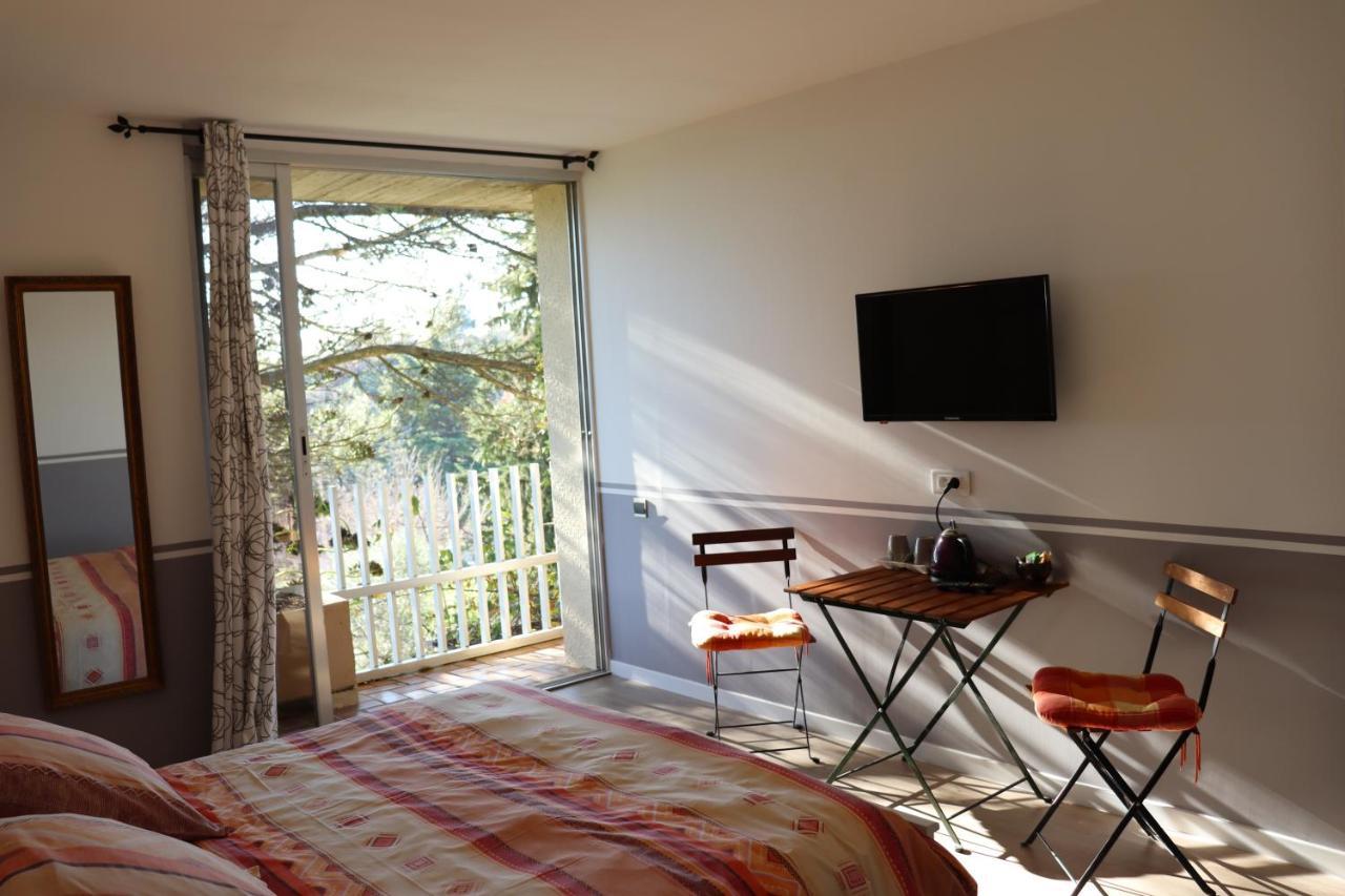 쿠쿠론 Les 3 Saisons B&B 외부 사진